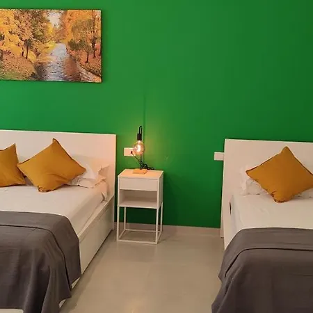 Manzoni 159 Bed and Breakfast Νάπολη