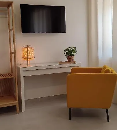 Manzoni 159 Frühstückspension 4*